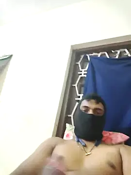 Snapshot of naughtyyboyfriend chatting on 12/13/25, 11:32 naughtyyboyfriend online show from 12/13/25, 11:32