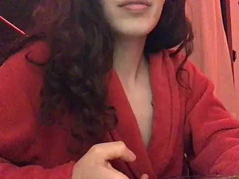 Snapshot of YumieCp chatting on 02/21/25, 11:22 YumieCp online show from 02/21/25, 11:22