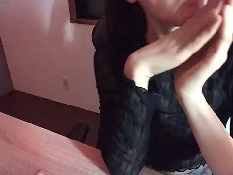 Snapshot of YumieCp chatting on 02/23/25, 05:34 YumieCp online show from 02/23/25, 05:34