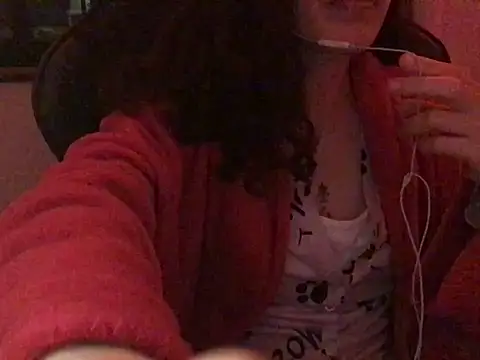 Snapshot of YumieCp chatting on 02/27/25, 11:10 YumieCp online show from 02/27/25, 11:10