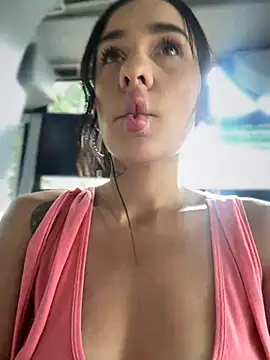   IRIS   online show from 12/17/24, 02:44