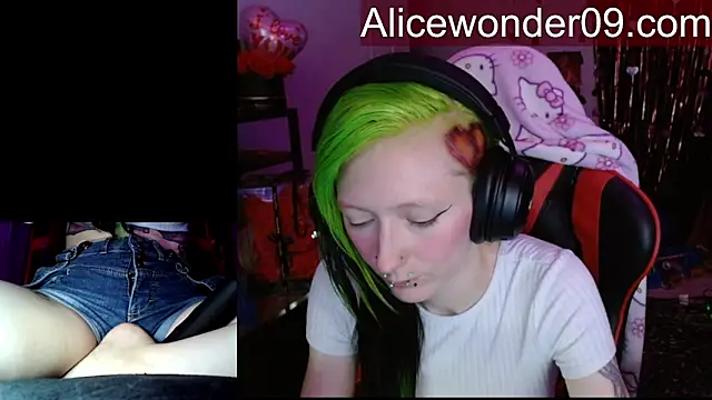 alicewonder09 online show from 02/14/26, 05:26