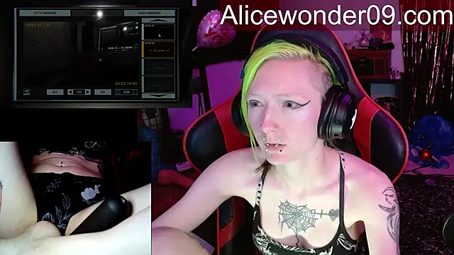 alicewonder09 online show from 03/25/26, 04:18