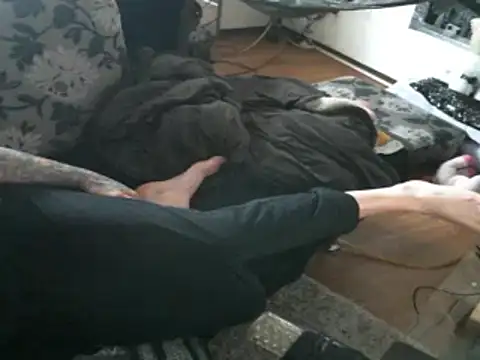 Snapshot of SpicyJoint chatting on 03/21/25, 03:57 SpicyJoint online show from 03/21/25, 03:57