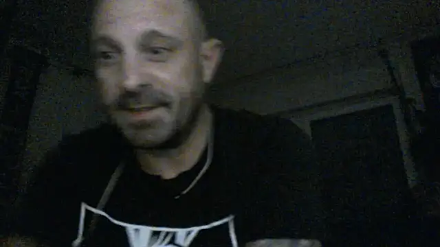 Snapshot of SpicyJoint chatting on 09/23/25, 11:08 SpicyJoint online show from 09/23/25, 11:08