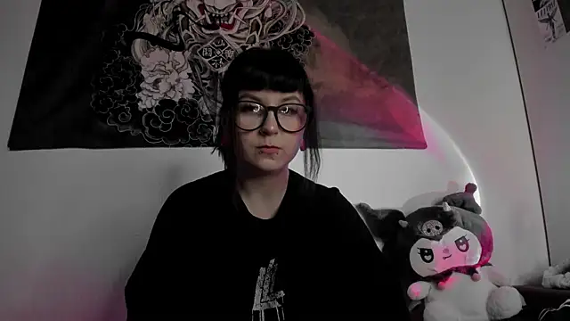 Snapshot of t0riayun0 chatting on 01/11/25, 11:02 t0riayun0 online show from 01/11/25, 11:02