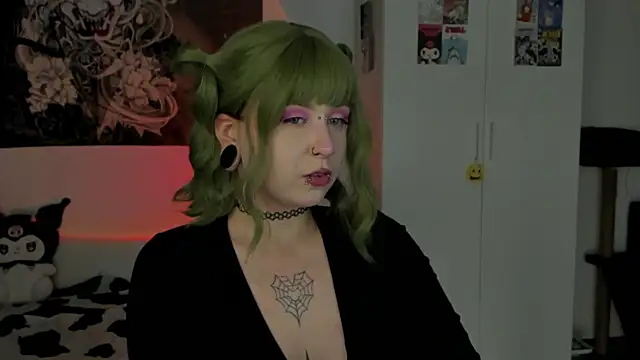 Snapshot of t0riayun0 chatting on 01/29/25, 04:36 t0riayun0 online show from 01/29/25, 04:36