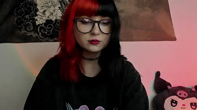 Snapshot of t0riayun0 chatting on 02/03/25, 11:15 t0riayun0 online show from 02/03/25, 11:15