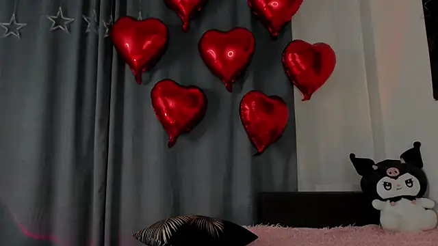 Snapshot of t0riayun0 chatting on 02/15/25, 11:03 t0riayun0 online show from 02/15/25, 11:03