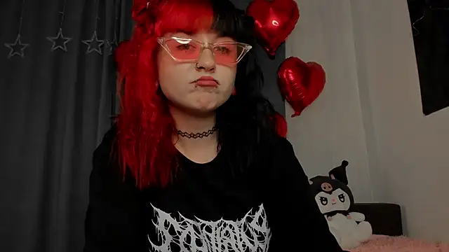 Snapshot of t0riayun0 chatting on 02/19/25, 07:05 t0riayun0 online show from 02/19/25, 07:05