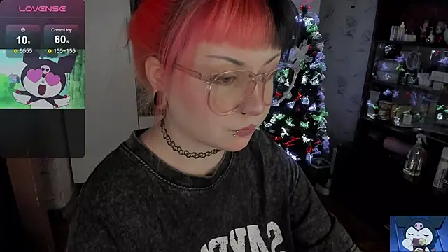 Snapshot of t0riayun0 chatting on 12/21/25, 10:06 t0riayun0 online show from 12/21/25, 10:06