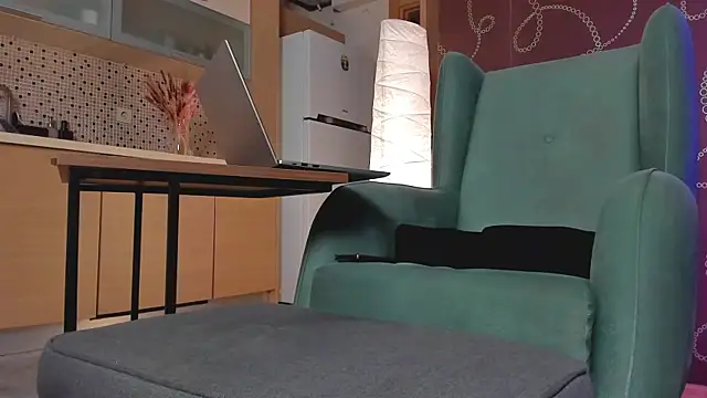 Yourfreebird online show from 02/09/25, 12:41