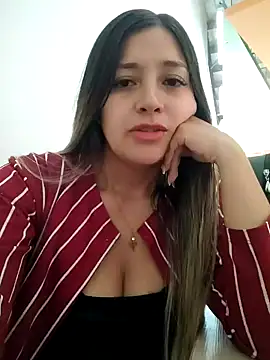 Snapshot of alana_69 chatting on 12/02/24, 04:53 alana 69 online show from 12/02/24, 04:53