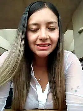 Snapshot of alana_69 chatting on 12/06/24, 04:38 alana 69 online show from 12/06/24, 04:38