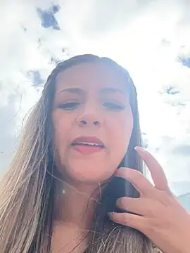 Snapshot of alana_69 chatting on 01/31/25, 07:18 alana 69 online show from 01/31/25, 07:18