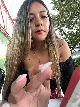 Snapshot of alana_69 chatting on 02/26/25, 07:27 alana 69 online show from 02/26/25, 07:27