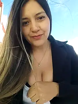 Snapshot of alana_69 chatting on 09/25/25, 07:39 alana 69 online show from 09/25/25, 07:39