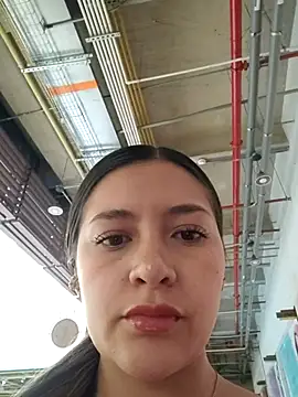 alana 69 online show from 12/17/25, 10:05