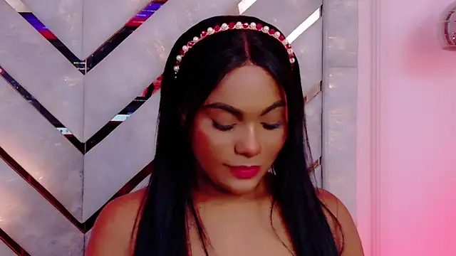 Sara Boom online show from 12/20/25, 05:09