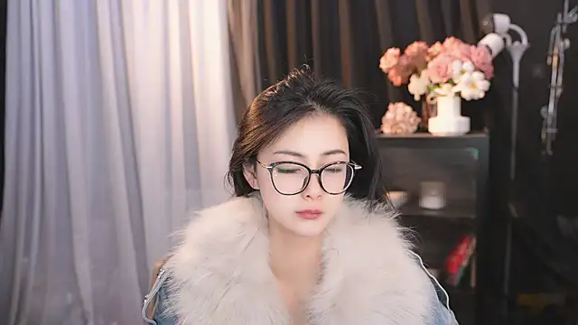 Ocean--Lili online show from 03/20/25, 02:32