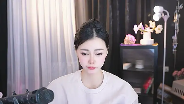 Ocean--Lili online show from 03/22/25, 05:09