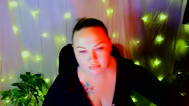 Victoria Marks online show from 12/02/25, 06:19