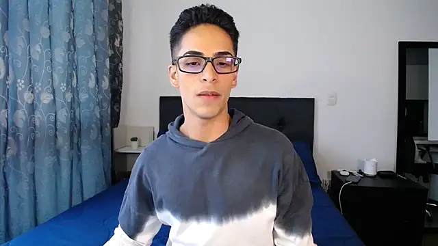 Snapshot of aodaboyyy chatting on 12/30/24, 10:01 aodaboyyy online show from 12/30/24, 10:01