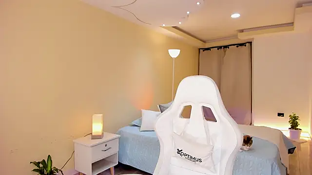 Snapshot of carleee_winter chatting on 11/14/25, 01:15 carleee winter online show from 11/14/25, 01:15