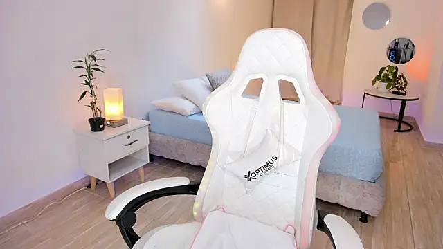 carleee winter online show from 02/13/26, 02:40