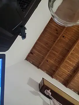 Snapshot of ZaraHoney chatting on 12/13/24, 08:09 ZaraHoney online show from 12/13/24, 08:09