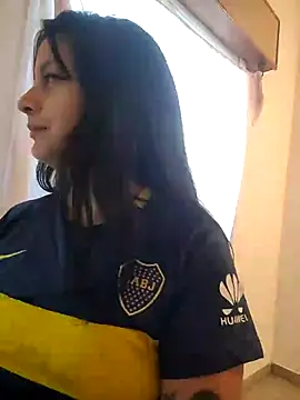 Snapshot of ZaraHoney chatting on 12/14/24, 10:39 ZaraHoney online show from 12/14/24, 10:39