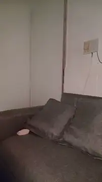 Snapshot of ZaraHoney chatting on 09/19/25, 11:05 ZaraHoney online show from 09/19/25, 11:05