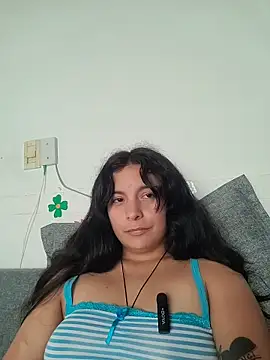 Snapshot of ZaraHoney chatting on 10/11/25, 06:28 ZaraHoney online show from 10/11/25, 06:28