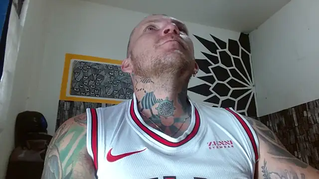 stripnolimits online show from 04/15/26, 09:48