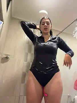 Sarasanders 4 online show from 01/17/26, 04:28