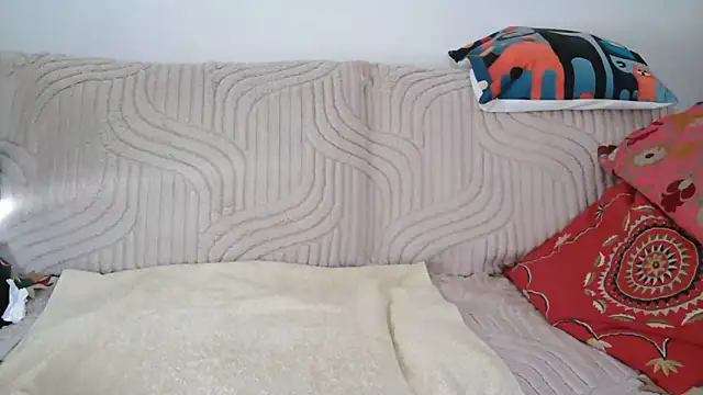 Snapshot of sheerazade chatting on 09/13/25, 03:34 sheerazade online show from 09/13/25, 03:34