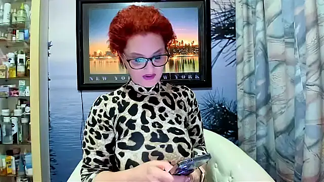 Snapshot of Mature4you44 chatting on 01/28/25, 08:57 Mature4you44 online show from 01/28/25, 08:57