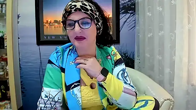 Snapshot of Mature4you44 chatting on 02/09/25, 09:26 Mature4you44 online show from 02/09/25, 09:26