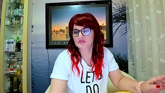 Snapshot of Mature4you44 chatting on 02/12/25, 09:52 Mature4you44 online show from 02/12/25, 09:52