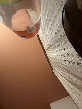 Snapshot of Madsion23 chatting on 01/29/25, 08:56 Madsion23 online show from 01/29/25, 08:56