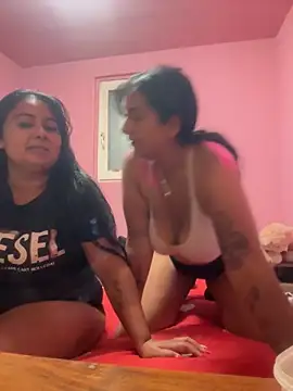 Snapshot of Madsion23 chatting on 09/19/25, 06:19 Madsion23 online show from 09/19/25, 06:19