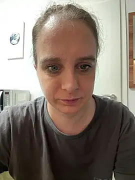 LadyChantale online show from 04/07/26, 05:08