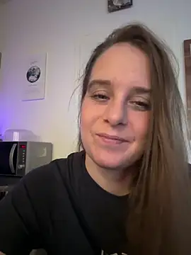 LadyChantale online show from 04/11/26, 06:51