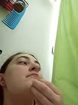 Snowbunnycake 131 online show from 11/14/25, 10:14