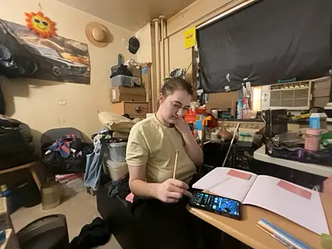 Snowbunnycake 131 online show from 03/18/26, 03:04