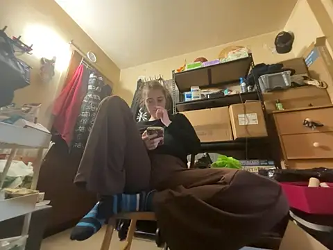 Snowbunnycake 131 online show from 05/26/26, 11:34