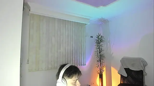 Snapshot of Giordano_Russo chatting on 07/10/26, 12:26 Giordano Russo online show from 07/10/26, 12:26