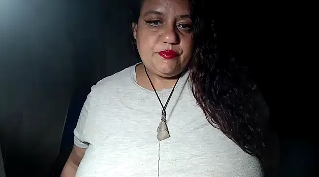 Snapshot of Lauren_baby chatting on 02/20/25, 04:18 Lauren baby online show from 02/20/25, 04:18