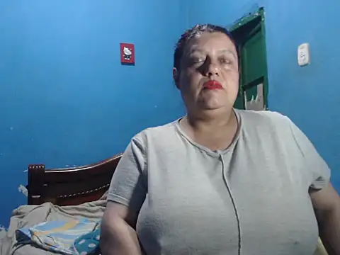 Snapshot of Lauren_baby chatting on 01/13/26, 09:31 Lauren baby online show from 01/13/26, 09:31