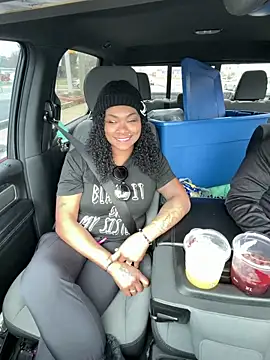 Snapshot of HaloRodeoLover2 chatting on 03/05/26, 05:42 HaloRodeoLover2 online show from 03/05/26, 05:42